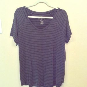 Black/Grey Soft and Sexy American Eagle tee
